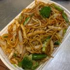 Best Vegetable Lo Mein in Newark, DE